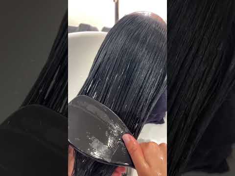 Perfect in-salon hair treatment | Keep It Balanced​