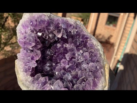 How Does a Geode Form?