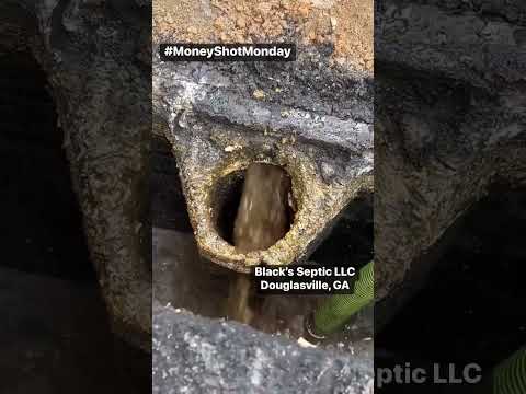 Unclogging a Septic Tank